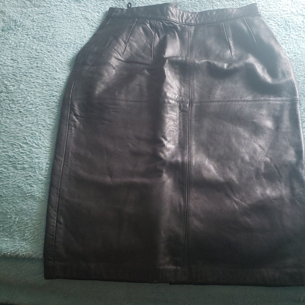 Women's leather skirt